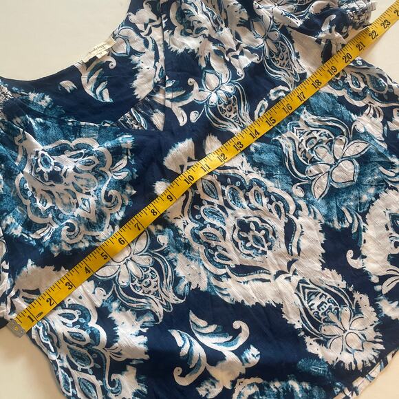 Haute Hippie V-Neck Smocked Top Womens Medium Blue White Boho Damask Blouse - Picture 7 of 9